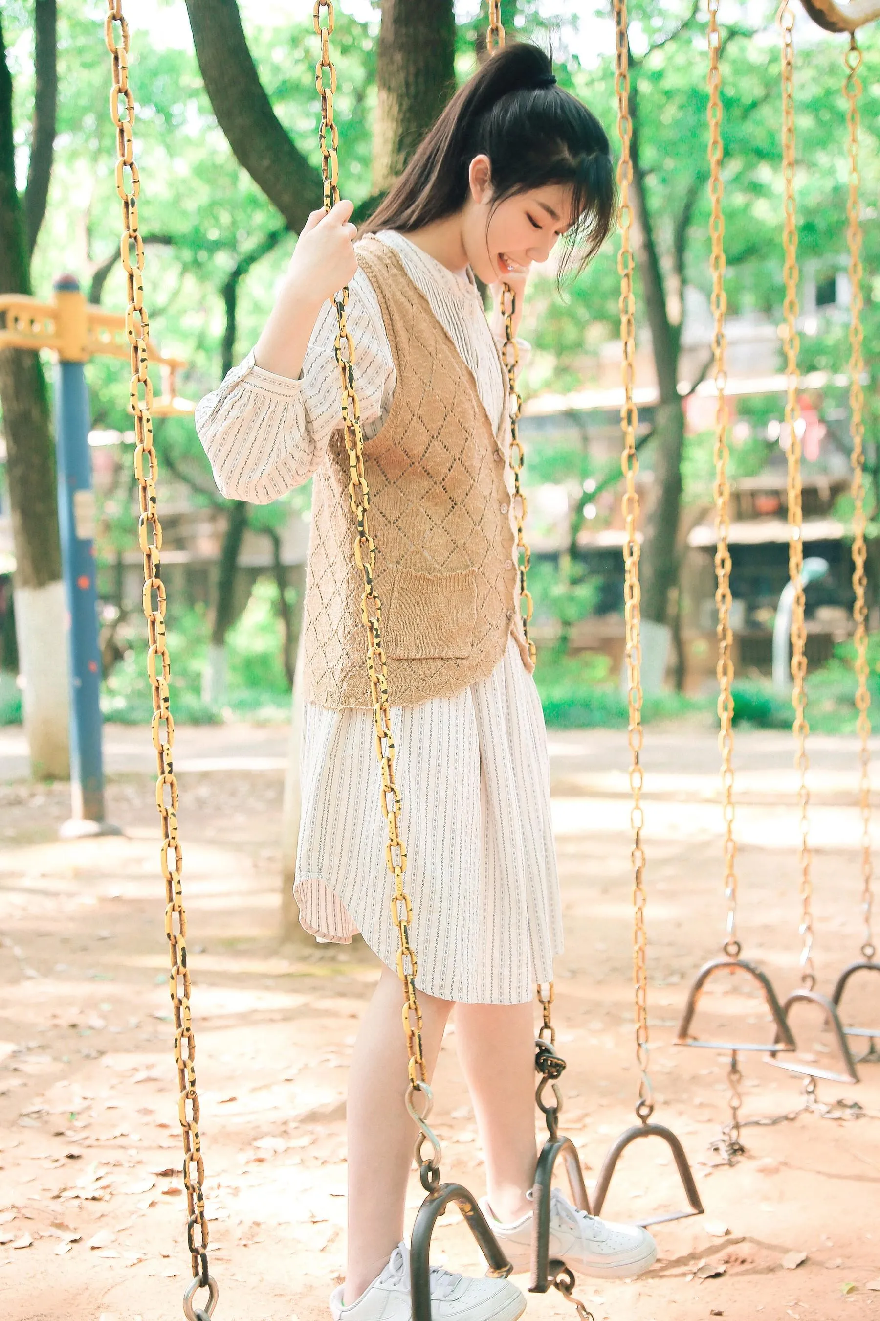 [艺图语] 2022.05.18 夏末微风 紫傲 [25P]插图9